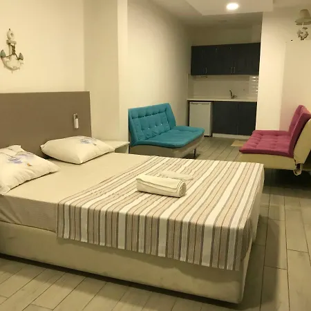 Ugur Apartahotel *